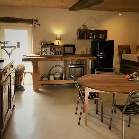 Pensjonat De Campagne Les Eydieux, Petits Dejeuners Inclus Saint-Angel (Puy-de-Dome)