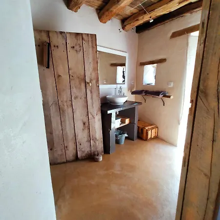 De Campagne Les Eydieux, Petits Dejeuners Inclus Pensjonat 3*