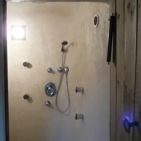 De Campagne Les Eydieux, Petits Dejeuners Inclus