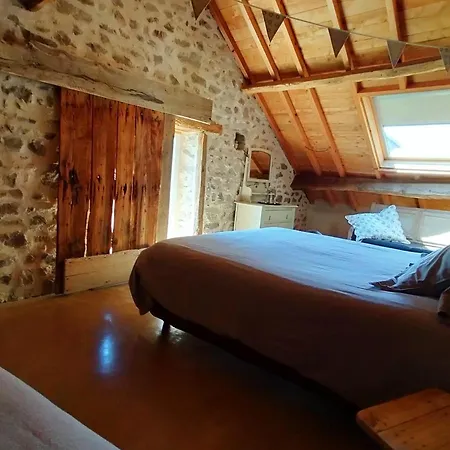 De Campagne Les Eydieux, Petits Dejeuners Inclus Guest house Saint-Angel (Puy-de-Dome)